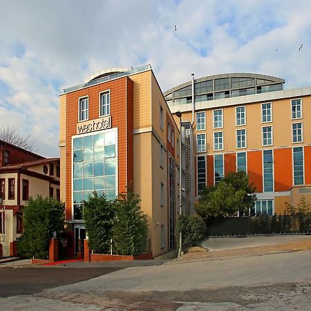 Wes Hotel Κοτζαελί Εξωτερικό φωτογραφία