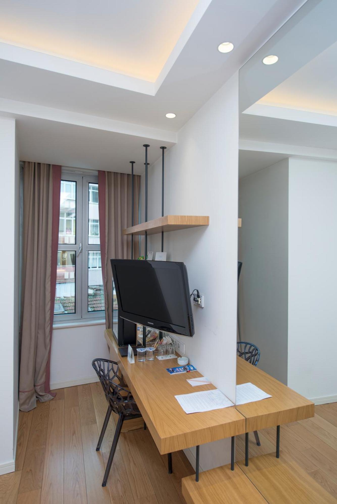 Wes Hotel Κοτζαελί Δωμάτιο φωτογραφία