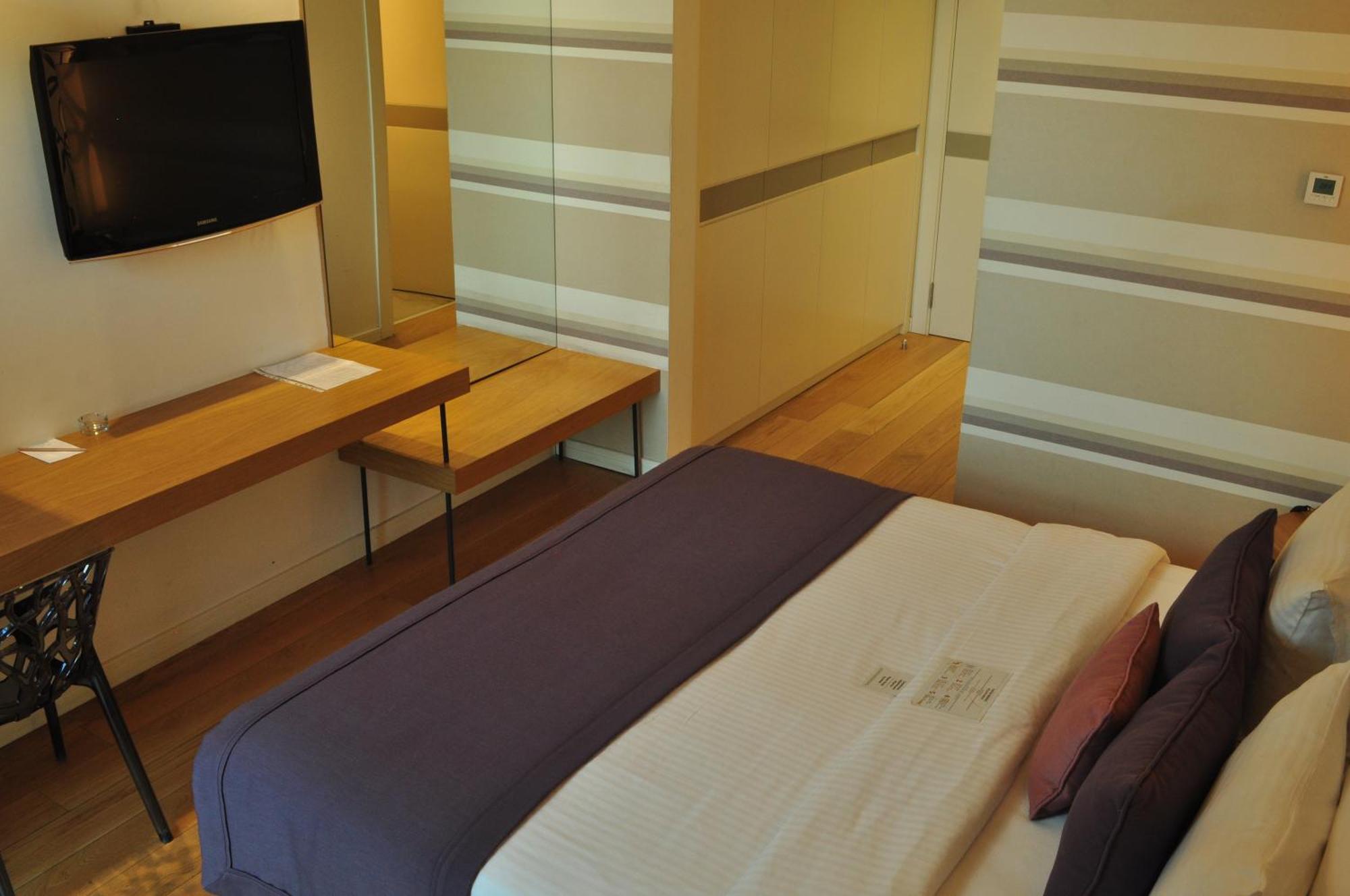 Wes Hotel Κοτζαελί Δωμάτιο φωτογραφία