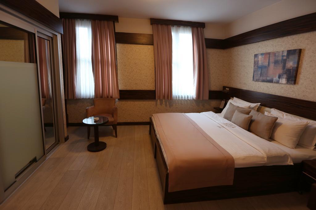 Wes Hotel Κοτζαελί Εξωτερικό φωτογραφία
