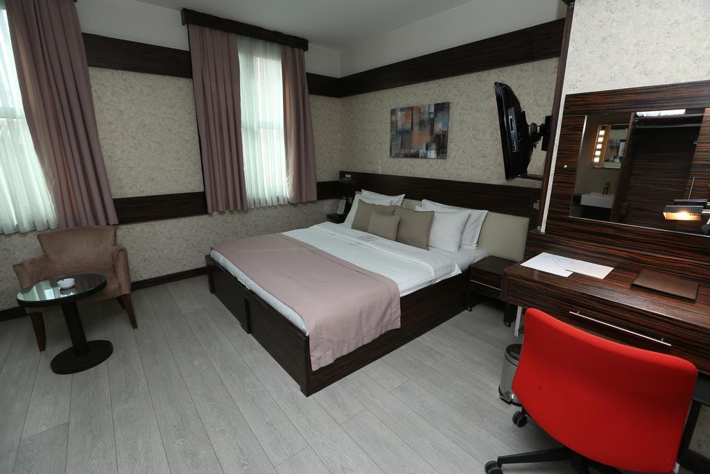 Wes Hotel Κοτζαελί Εξωτερικό φωτογραφία