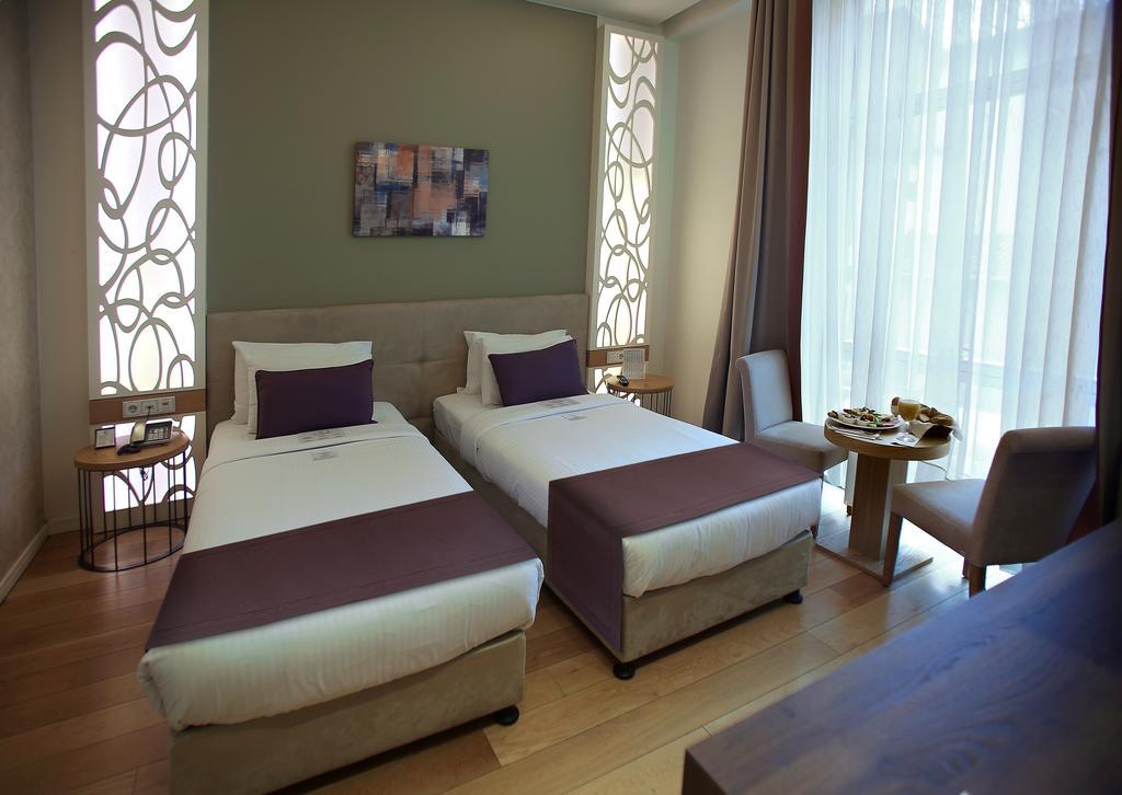 Wes Hotel Κοτζαελί Εξωτερικό φωτογραφία
