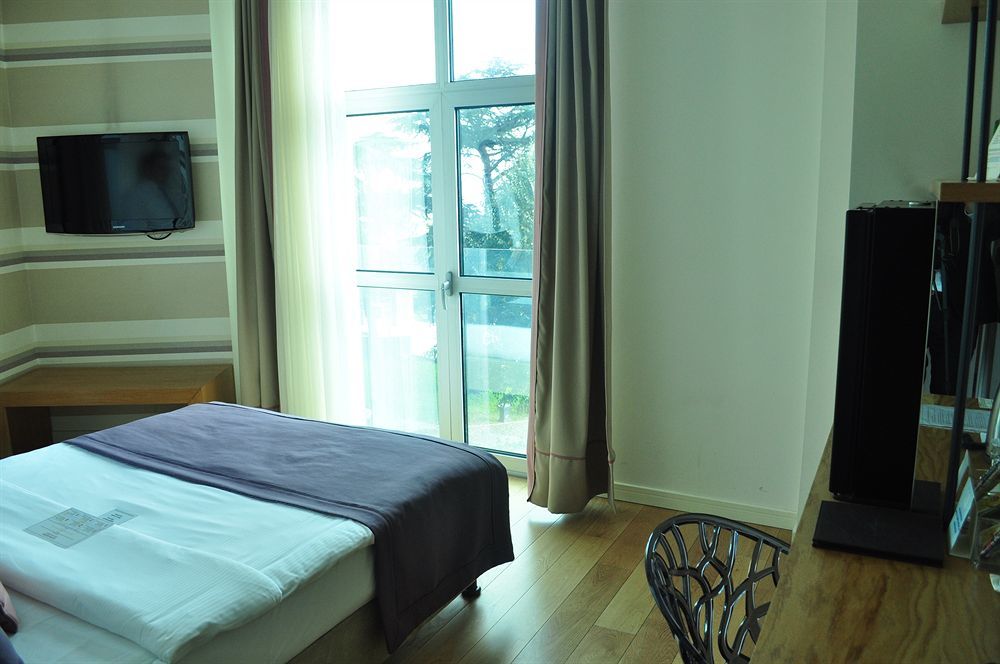 Wes Hotel Κοτζαελί Εξωτερικό φωτογραφία